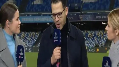 瓜迪奥拉赞波切蒂诺为足球传奇，曼城球队须勇敢迎战！