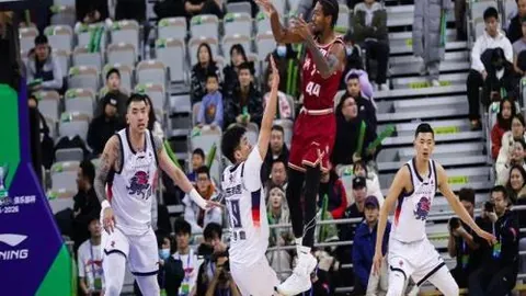 卡西访谈皮克播客：亚马尔或难争时代首发出场