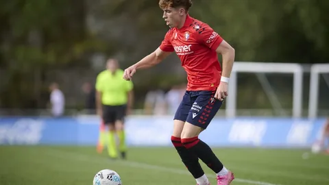 《克内克特傲慢言行引争议，NBA焦点话题热议不止！》